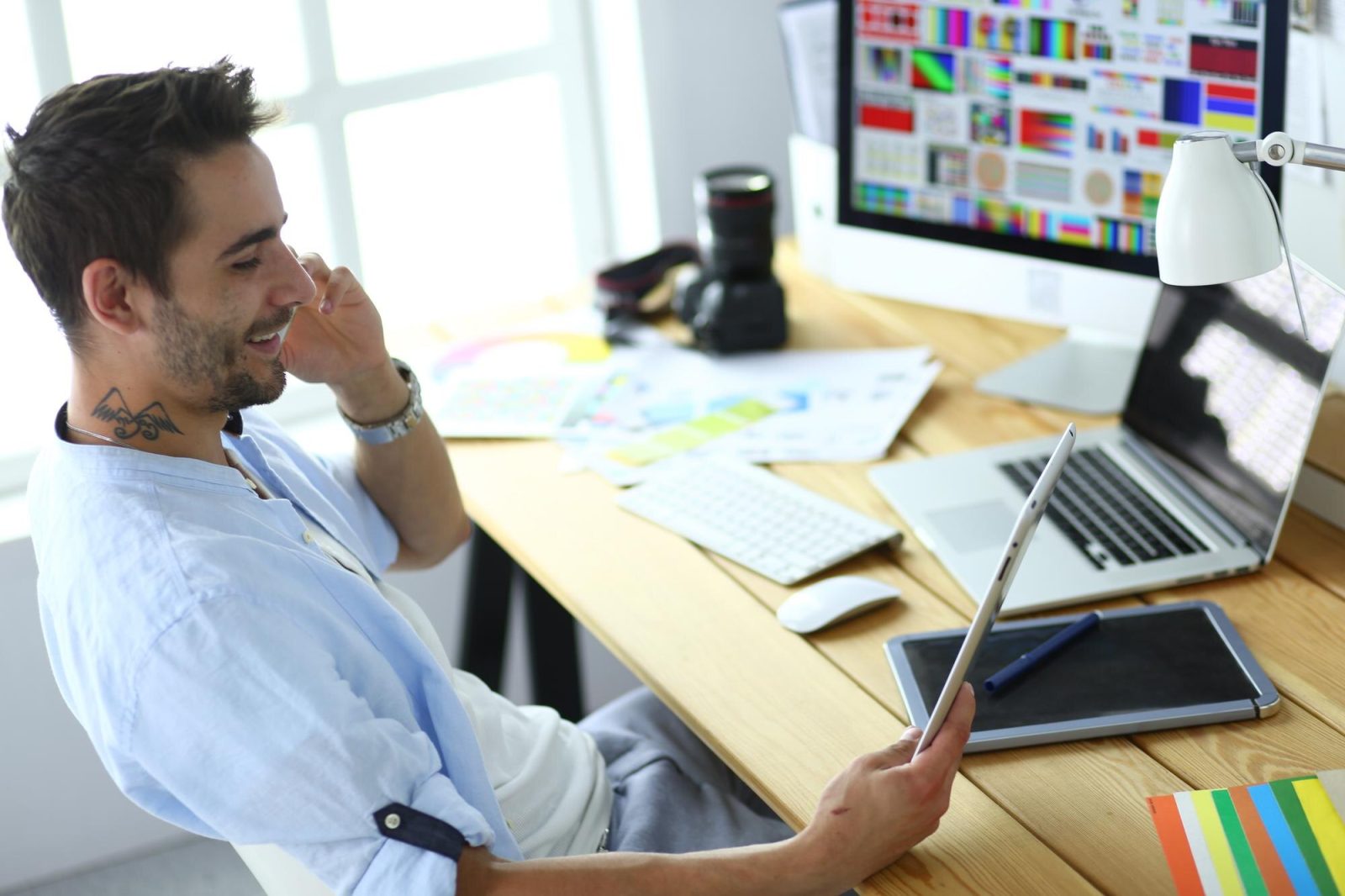 A kezdő grafikus feladata a portfólióépítés.